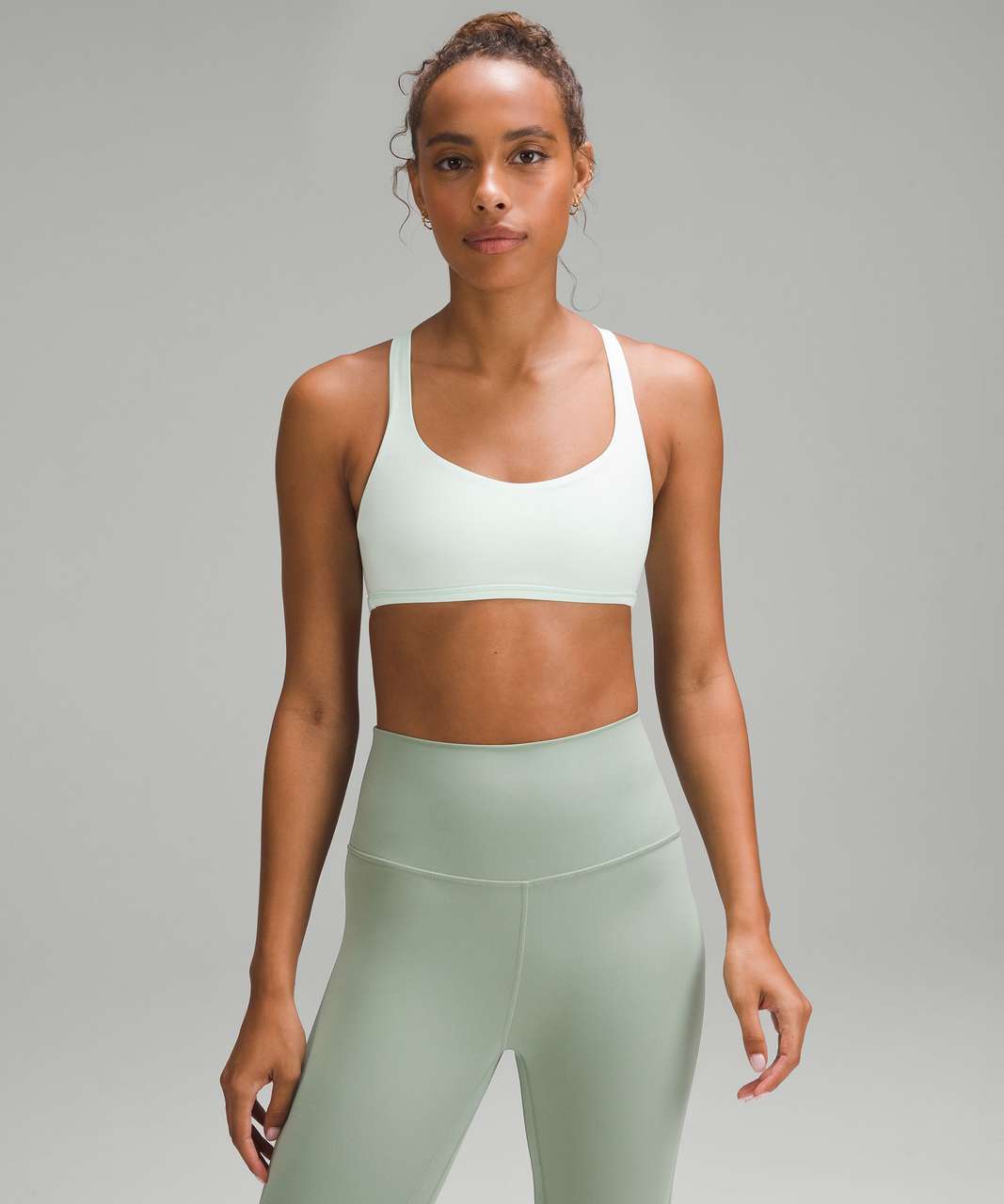 Lululemon Free To Be Wild Tank Top Built in Bra Strappy Open Back