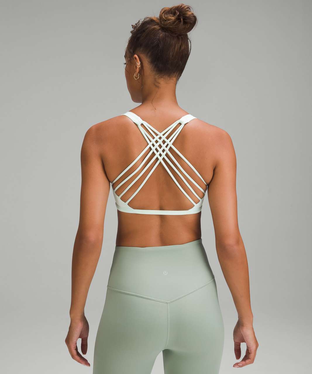 Lululemon Free To Be Wild Tank Top Built in Bra Strappy Open Back Green  Size: 4