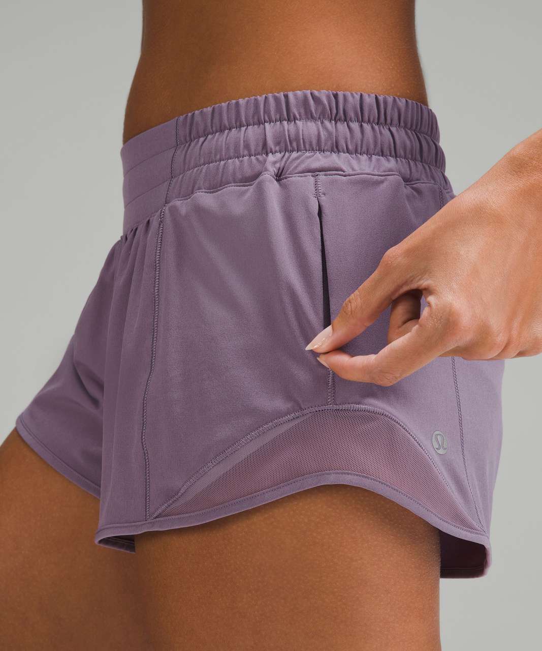 Lululemon Hotty Hot Hi Rise Short 2.5” Lined Shorts Lavender Dew Women’s  Size 14