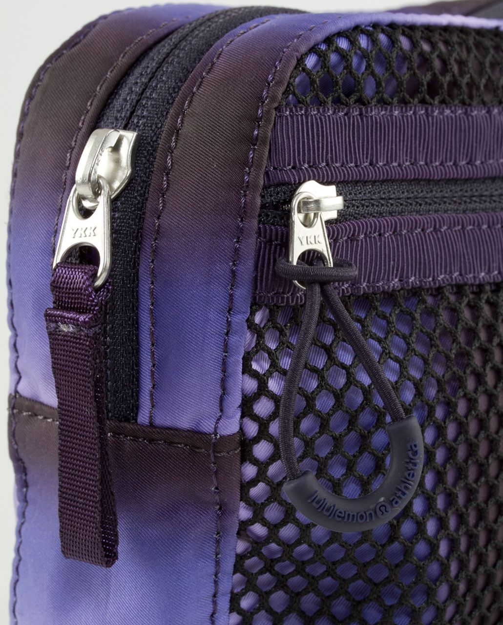 https://storage.googleapis.com/lulu-fanatics/product/8637/1280/lululemon-gym-essentials-kit-black-swan-persian-purple-lilac-gradient-9828-40725.jpg