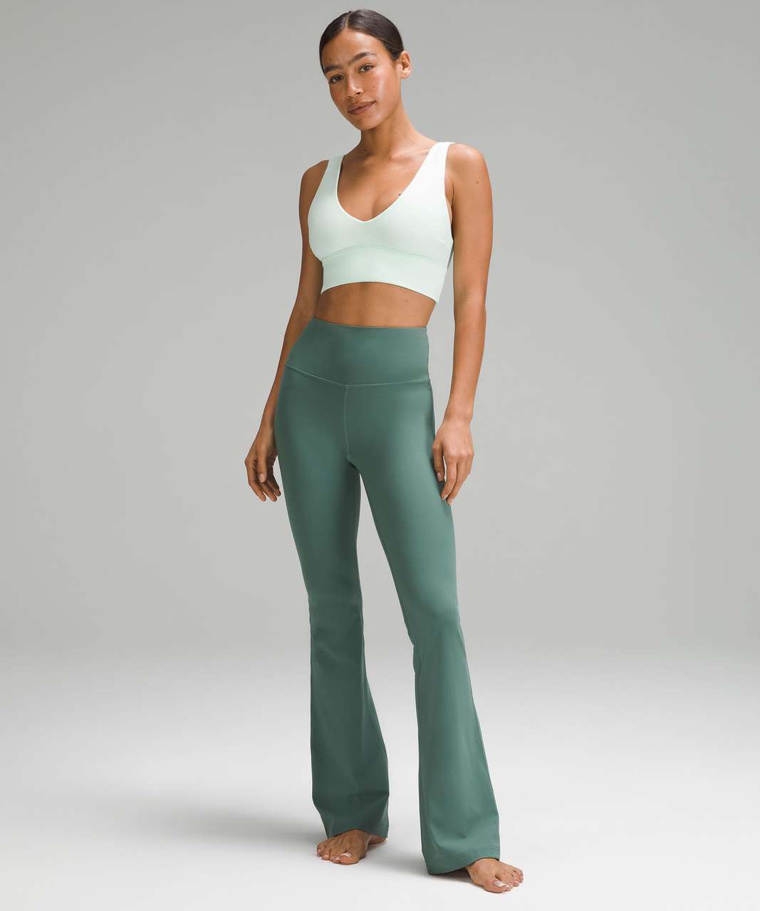 NWT Lululemon Sports Bra Align V Neck Women's SZ 12 A/B Wireless Yoga Green