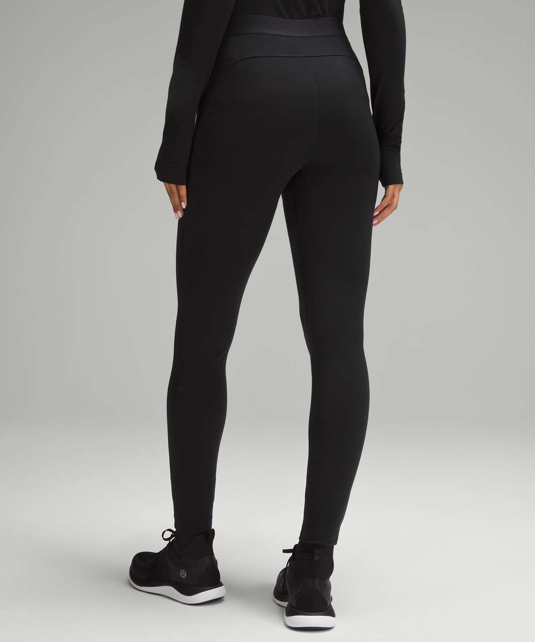 LULULEMON Black Legging Size 4 (S) Activewear Bottoms – ReturnStyle