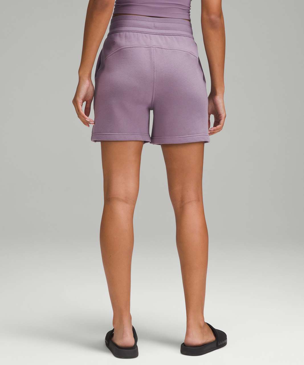 NWT LULULEMON Scuba HR Short 5” SZ 8 MLWI Mulled Wine