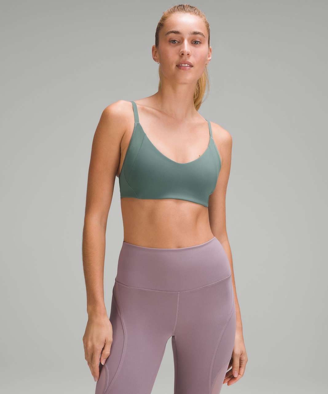 Lululemon Everlux with Mesh Train Bra *Medium Support, B/C Cup - Medium Forest