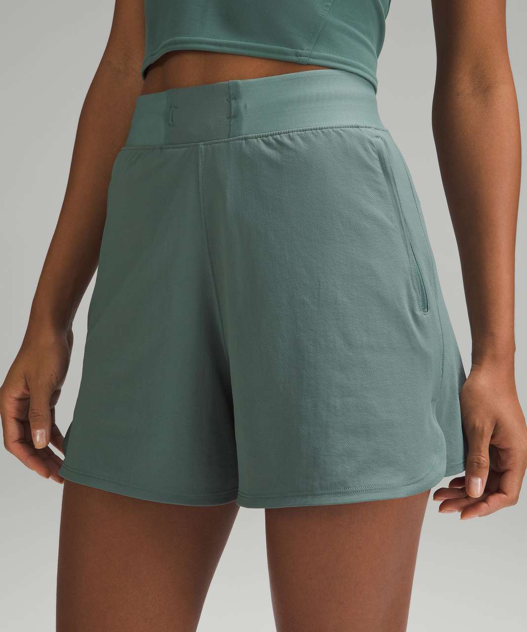 Lululemon License to Train High-Rise Short 4 - Lip Gloss, Size 2