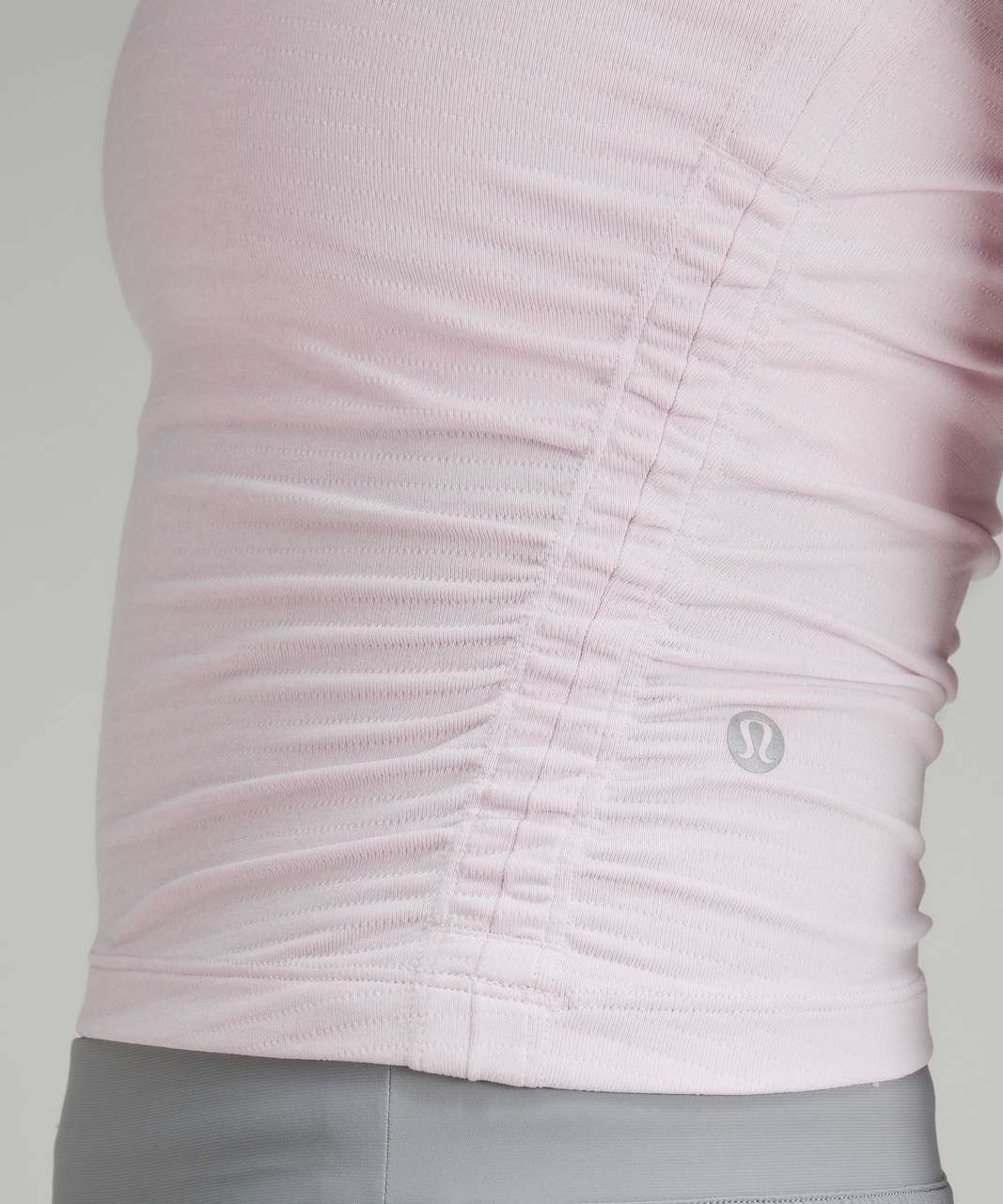Lululemon License to Train Tight-Fit Tank Top - Heathered Meadowsweet Pink