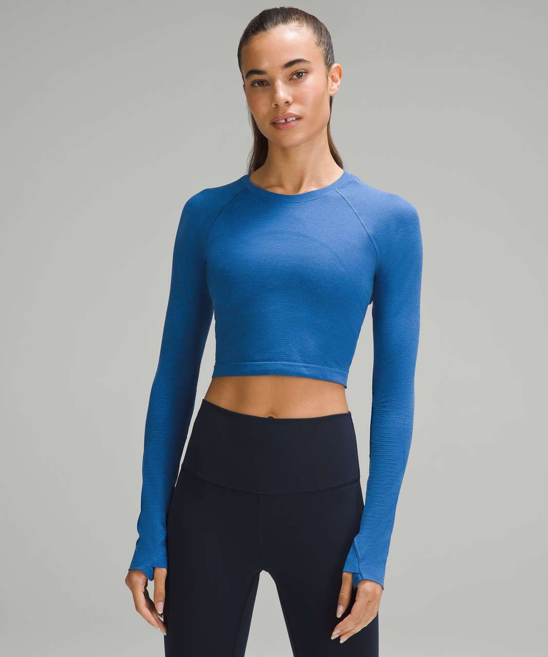 Buy Lululemon La Crop Long Sleeve - Navy At 30% Off