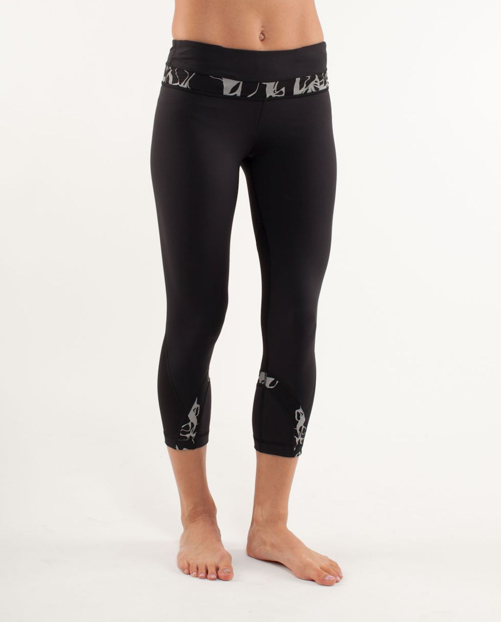 Lululemon Run:  Inspire Crop II - Black /  Reflective Sparkle Splatter /  Heathered Black