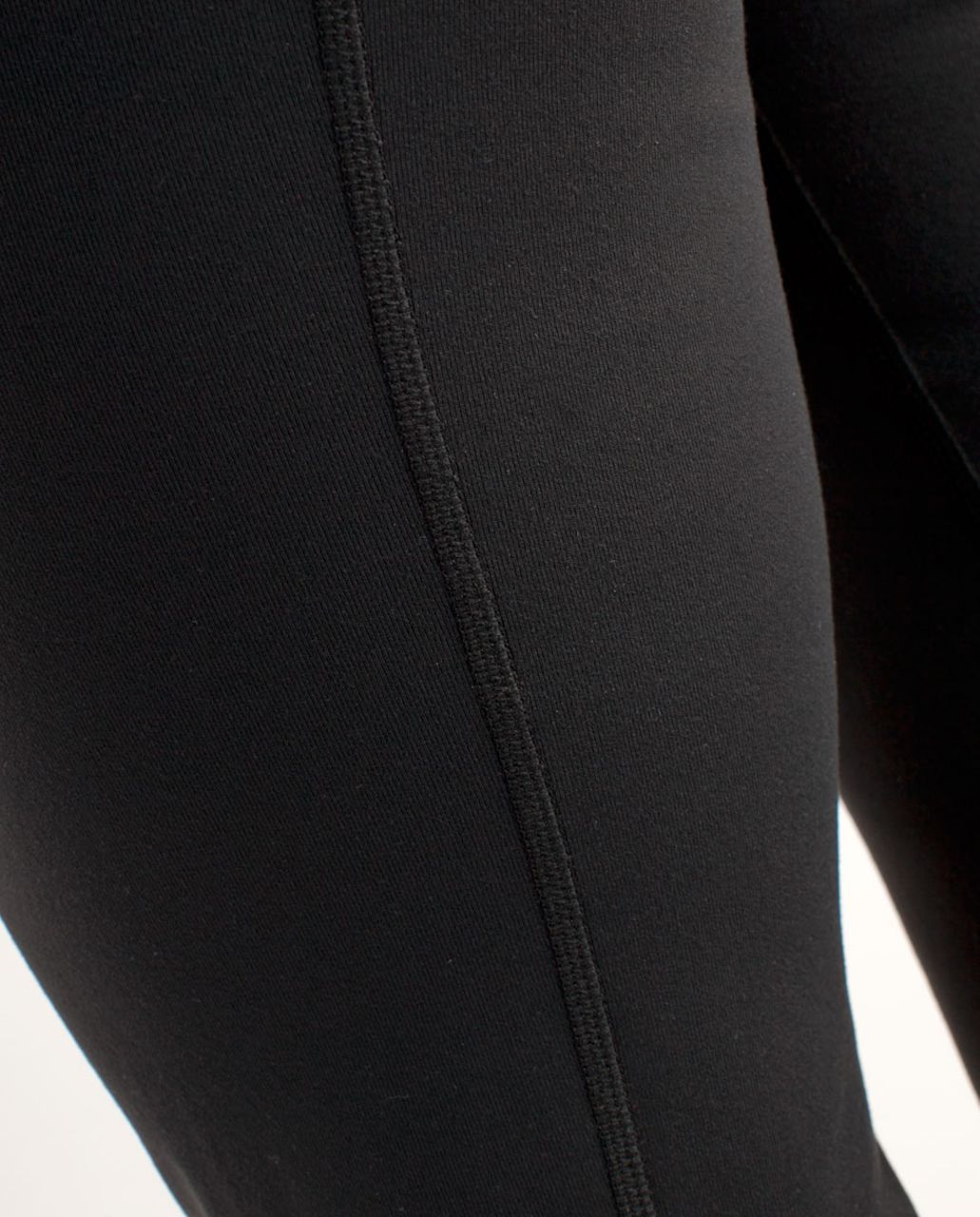 Lululemon Groove Crop - Black /  Quilting Winter 7 /  Quilting Winter 7