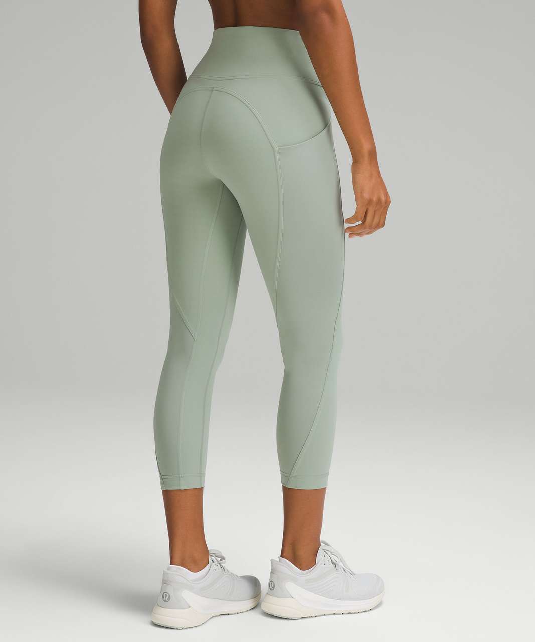 Which Lululemon Leggings Have the Symbol on the Leg? - Playbite