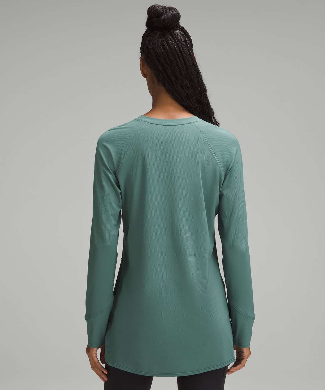 Lululemon EUC Long Sleeve Shirt in Teal Size M - $56 - From TheSouthern