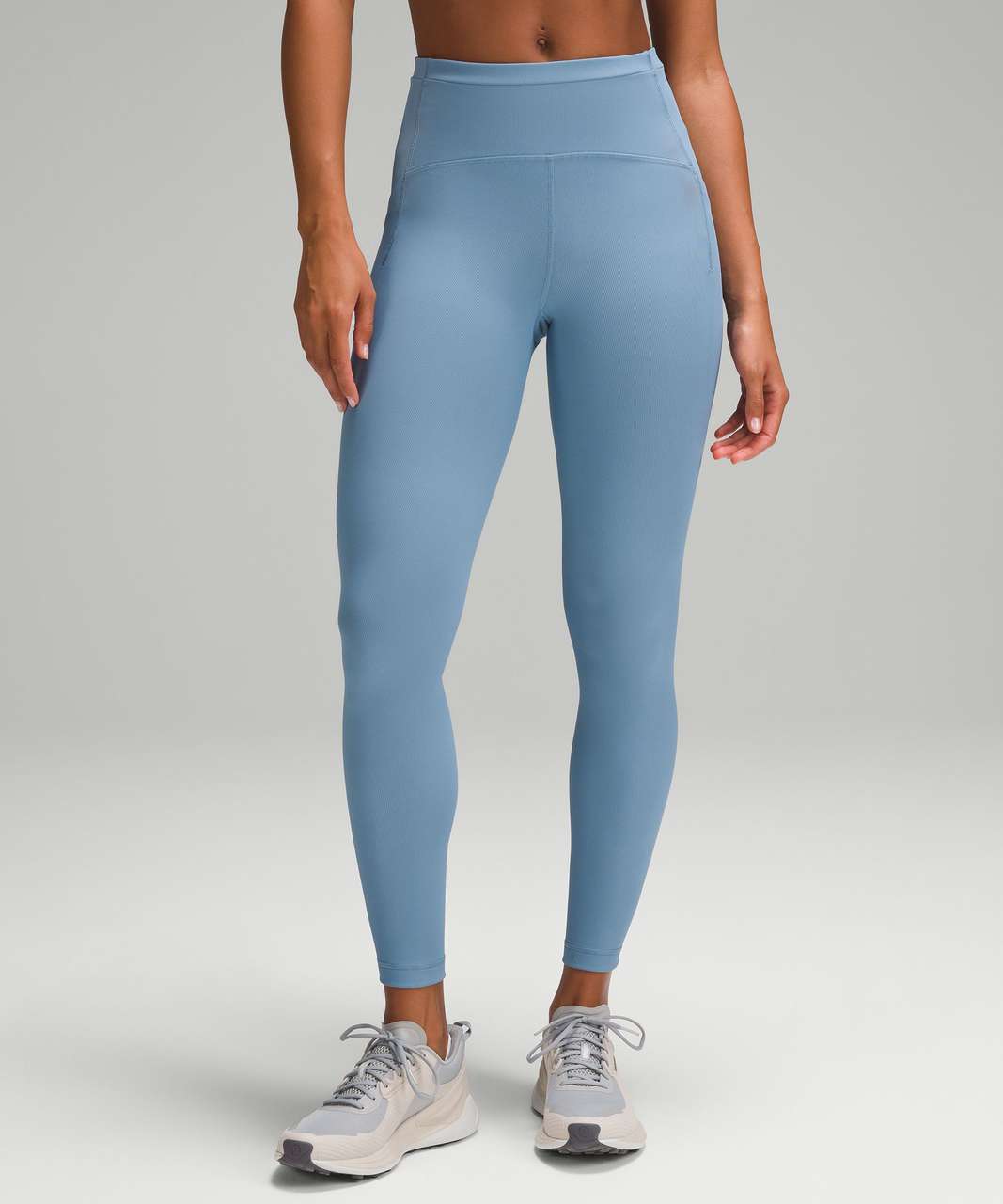 NWT Swift Speed Lululemon leggings Capri Blue Size 2