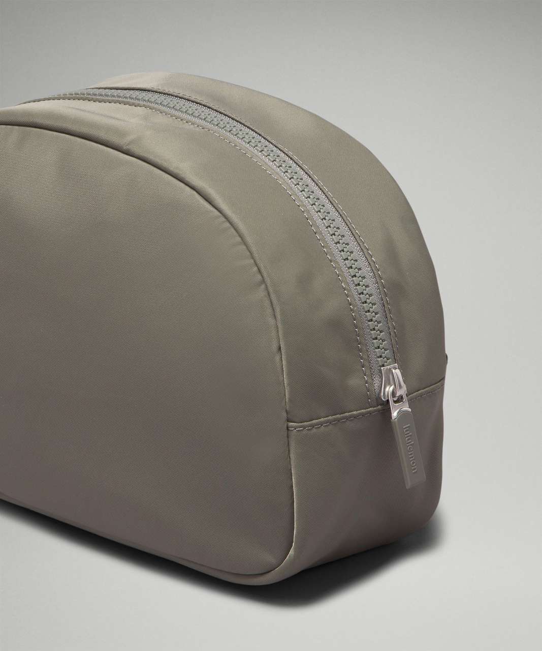 Lululemon Go Getter Pouch - Grey Sage - lulu fanatics