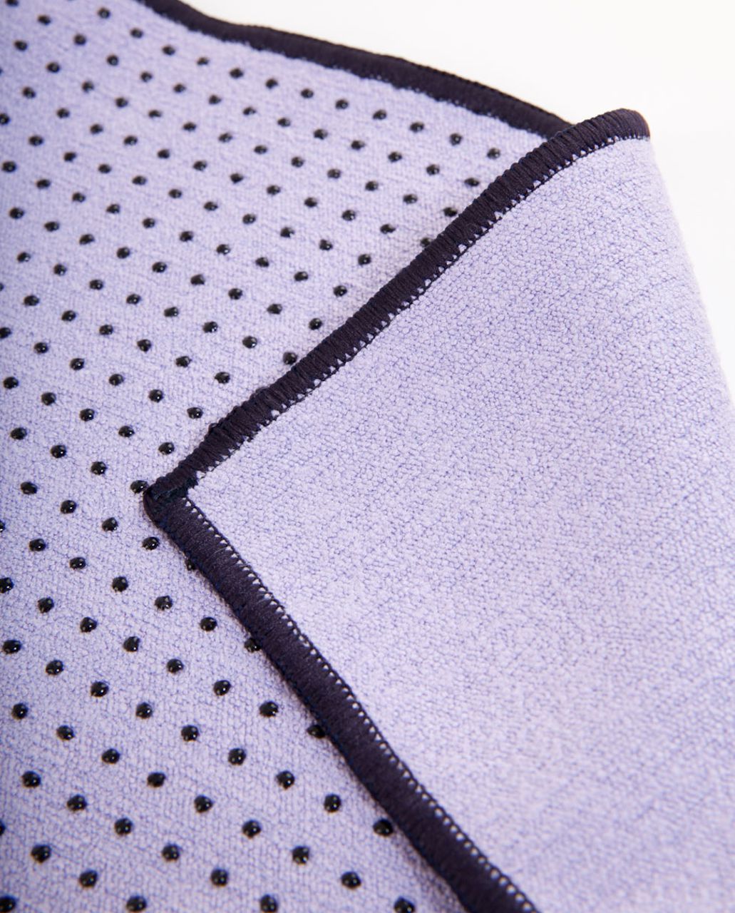 Lululemon Skidless Towel - Lilac