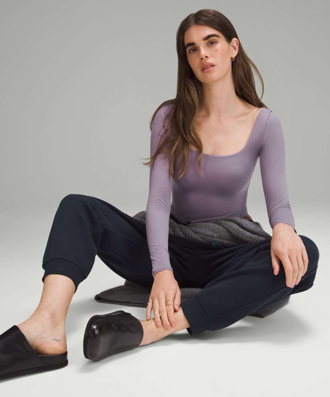 Lululemon seek the heat bodysuit lilac stone Size? 2?