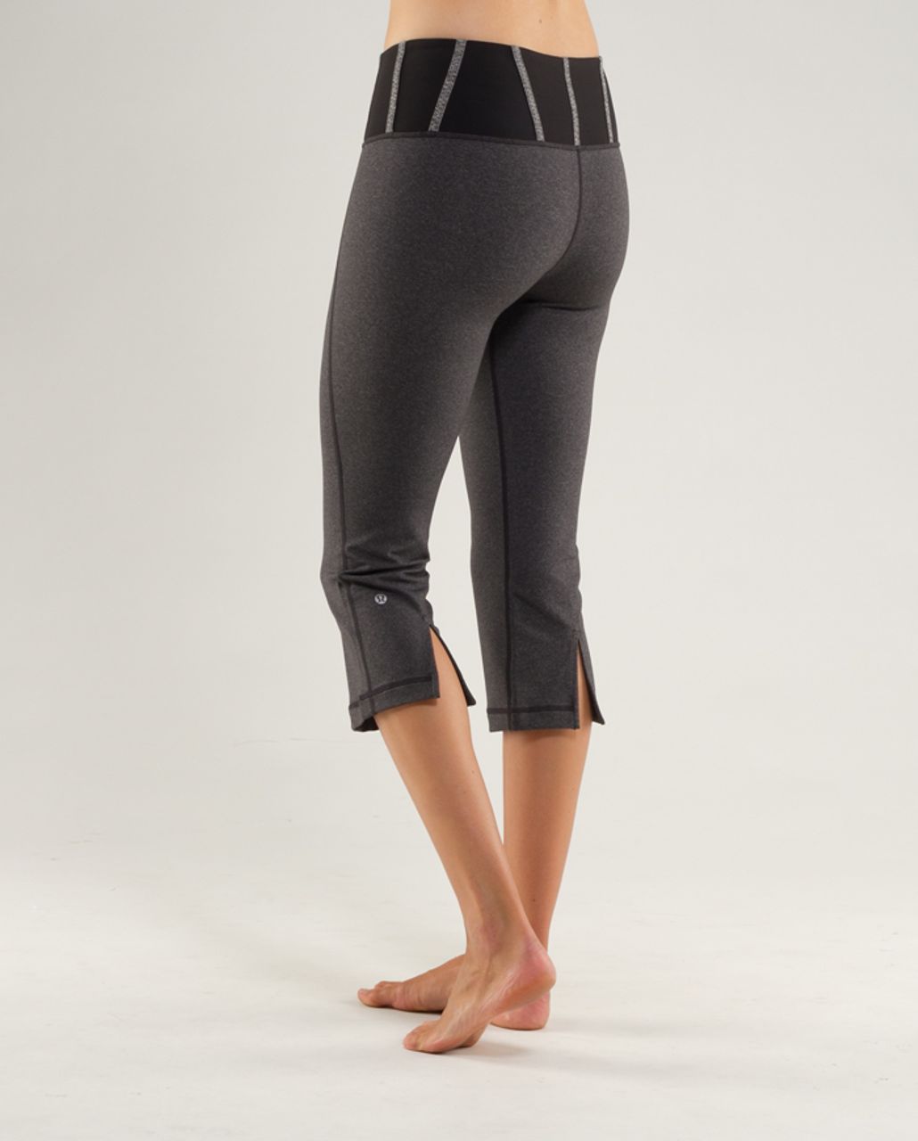 Lululemon Tadasana Slit Crop 