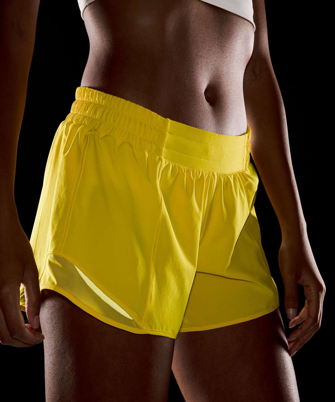 Lululemon Hotty Hot Low-Rise Lined Short 4" - Maize Yellow