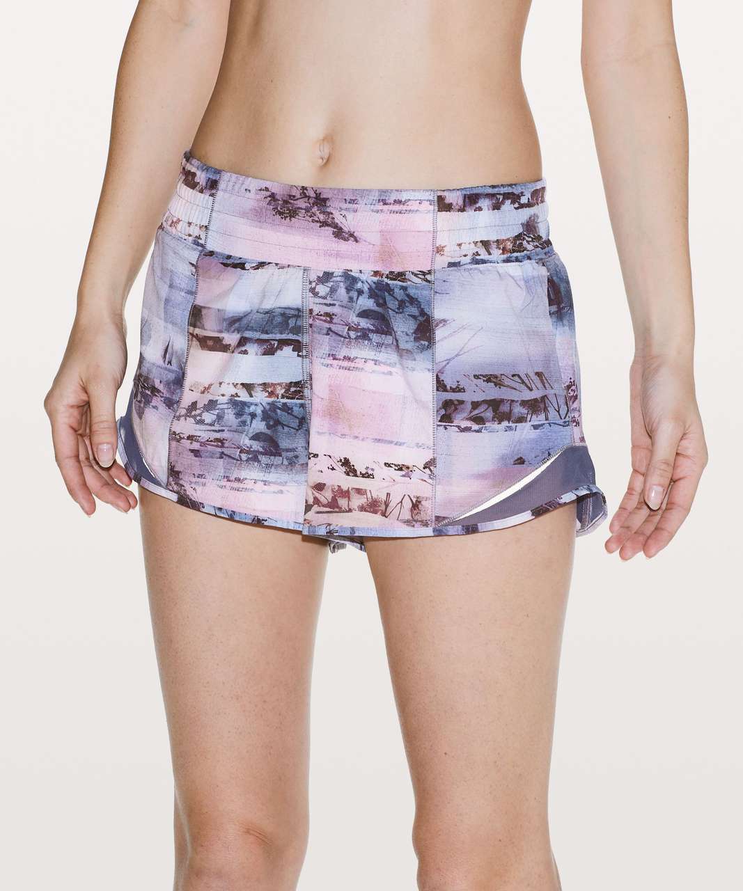 Lululemon Hotty Hot High-Rise Lined Short 2.5" - Sunrise Silhouette Multi / Gatsby Blue