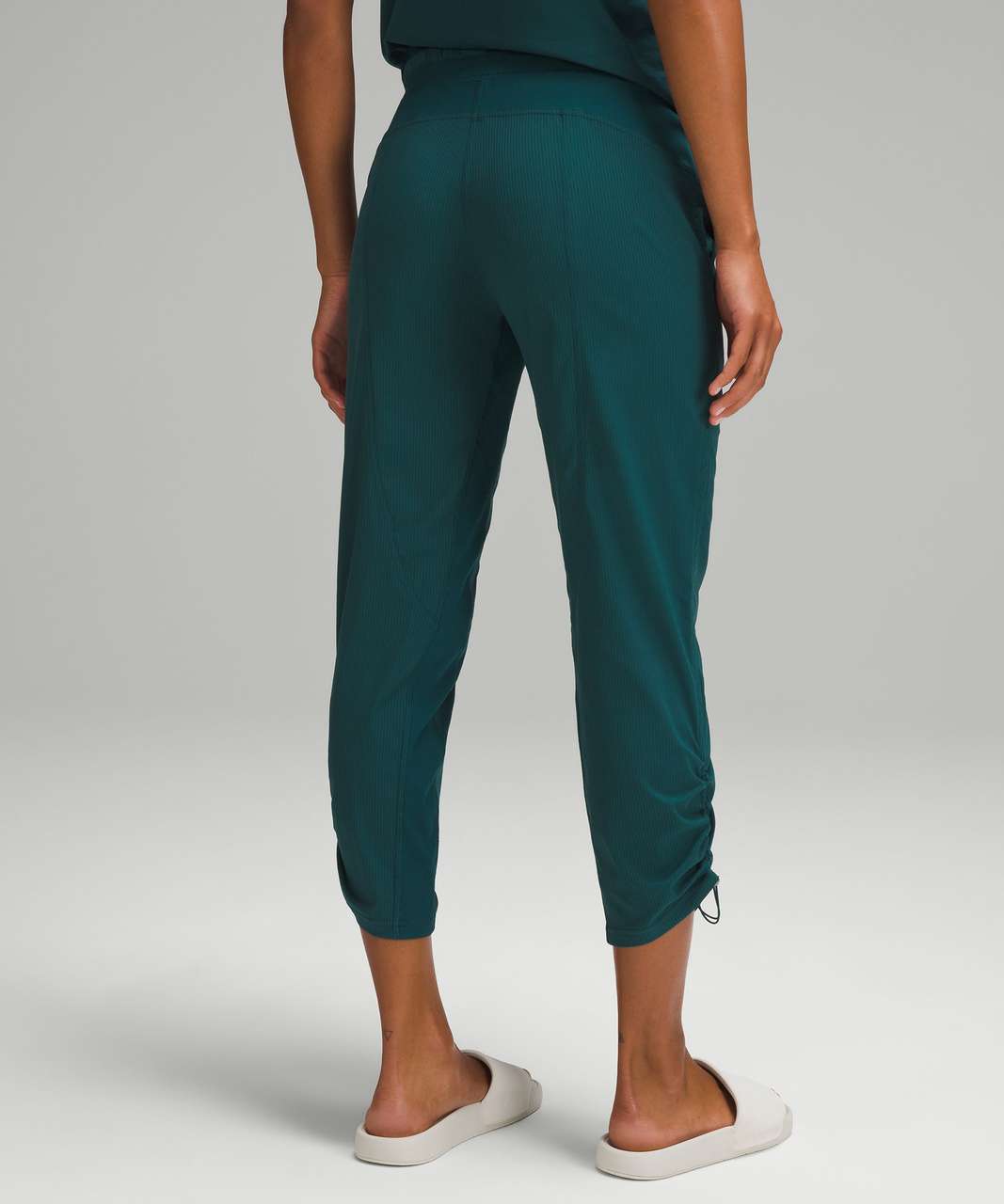 ❤️ NWT LULULEMON Dance Studio Mid Rise Full Length Pant Size 4 Kelly Green  RARE!