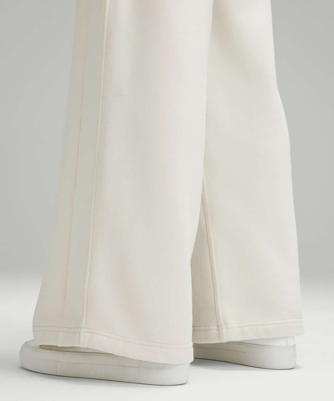 Lululemon Scuba Mid-Rise Wide-Leg Pant *Full Length - Bone