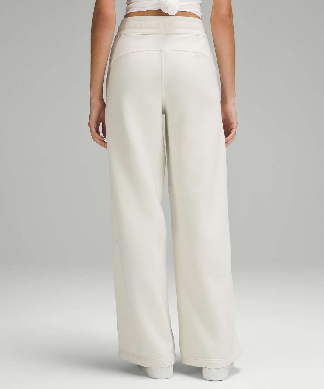 Lululemon Scuba Mid-Rise Wide-Leg Pant *Full Length - Bone