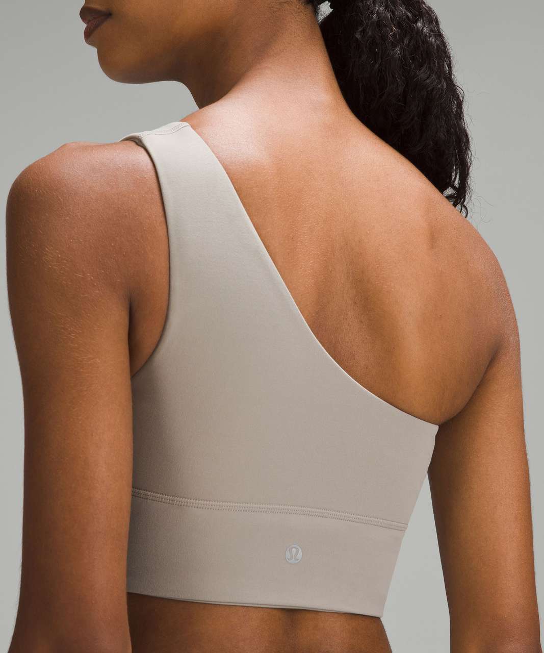 ASYMMETRICAL ALIGN BRA C/D IN BONE 🫶🏽 : r/lululemon