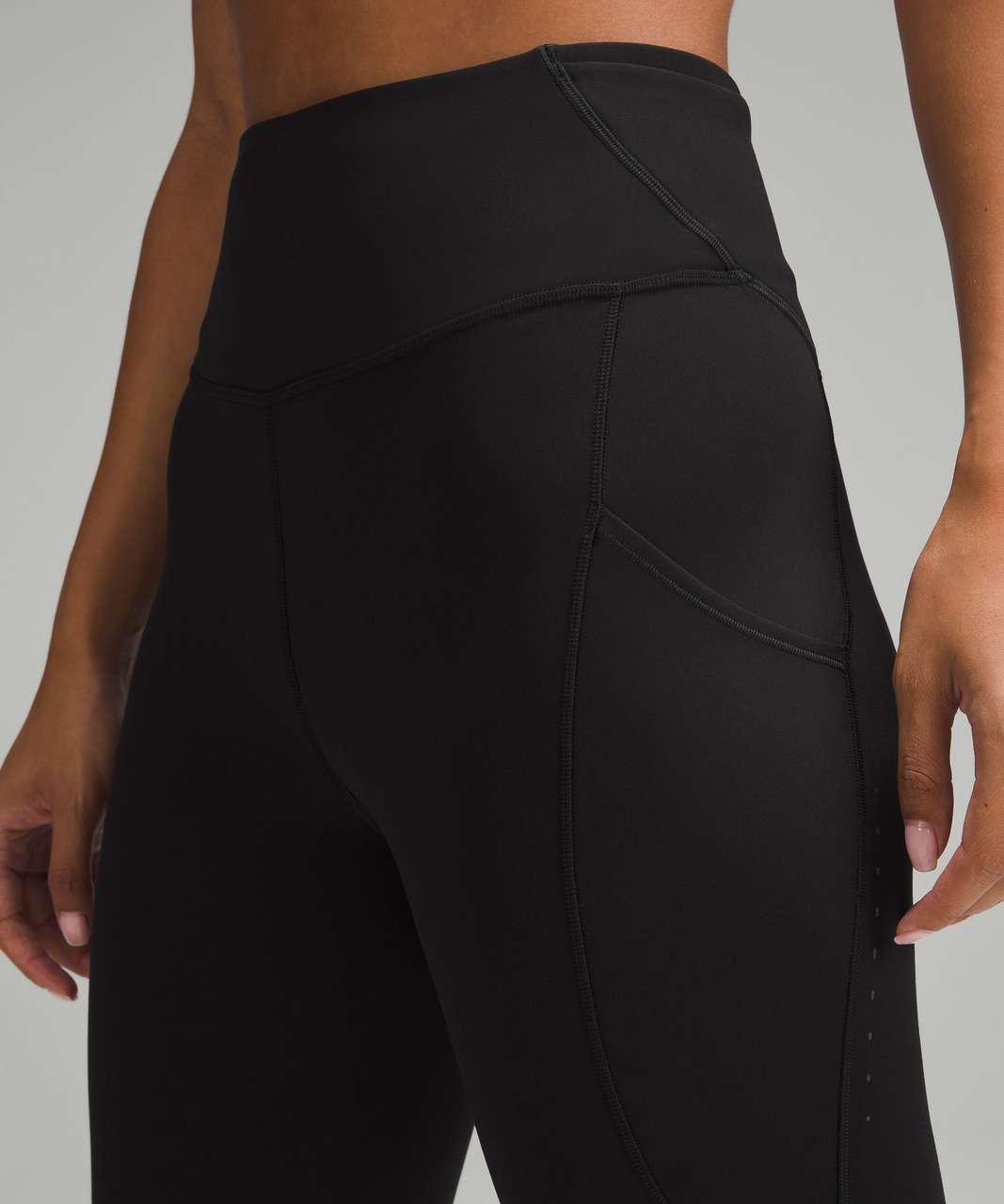 Lululemon Fast and Free High-Rise Fleece Tight 25" *Pockets - Black