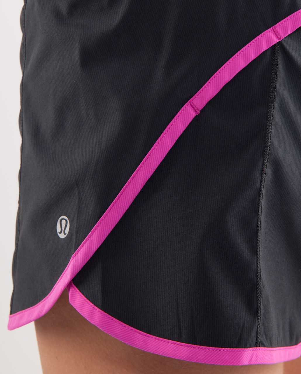 Lululemon Turbo Run Short - Black /  White Paris Pink Microstripe