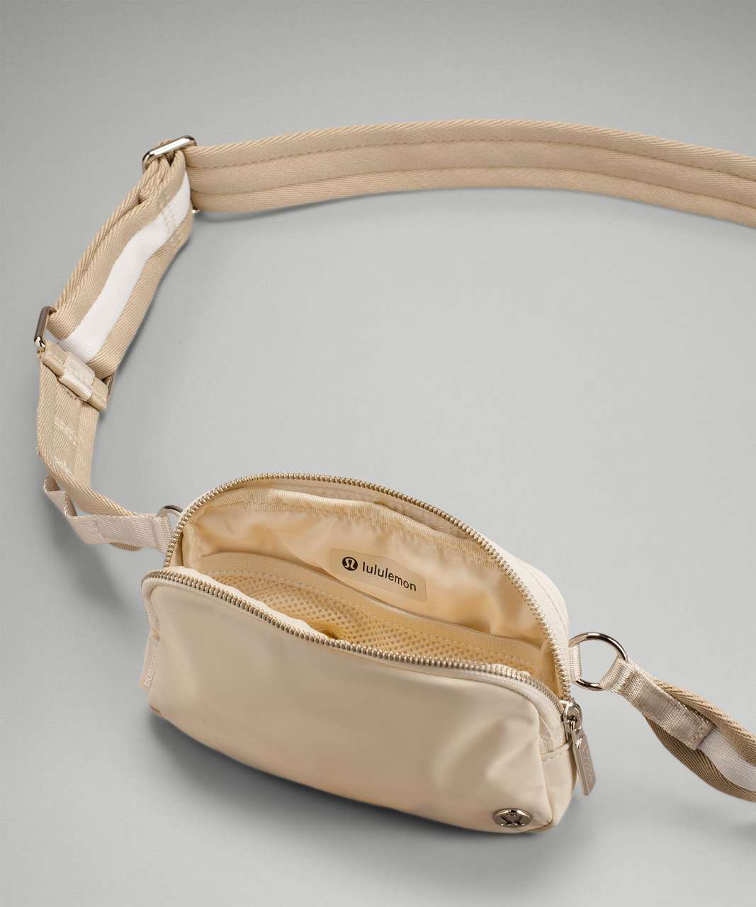 Wmtm Chambray Aligns (6) White Opal Belt Bag OOTD! : r/lululemon