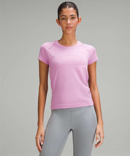 NEW Lululemon Shoulder Cut-Out Yoga T-Shirt Size 6 Black 