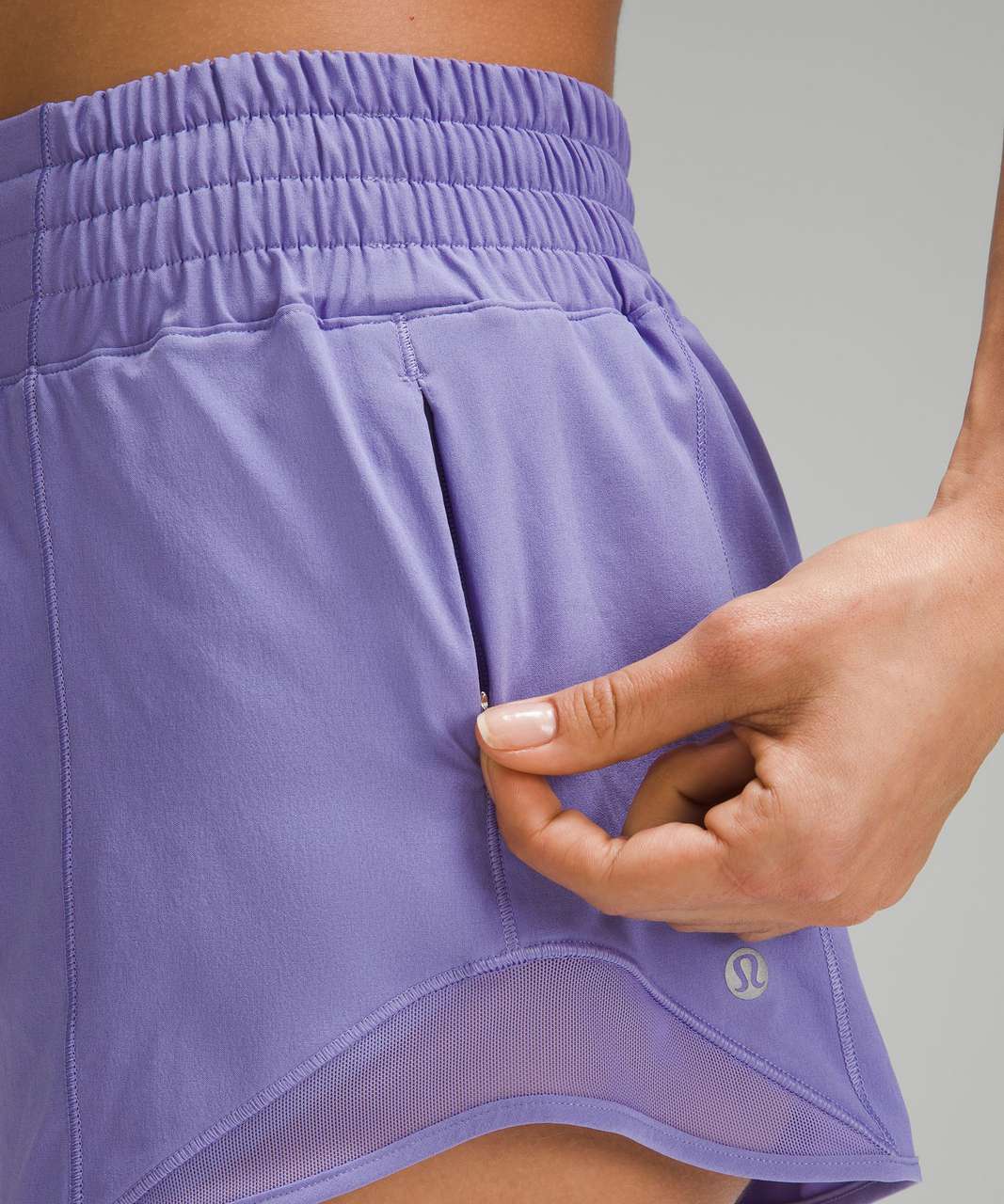 Lululemon Hotty Hot High-Rise Lined Short 2.5" - Dark Lavender