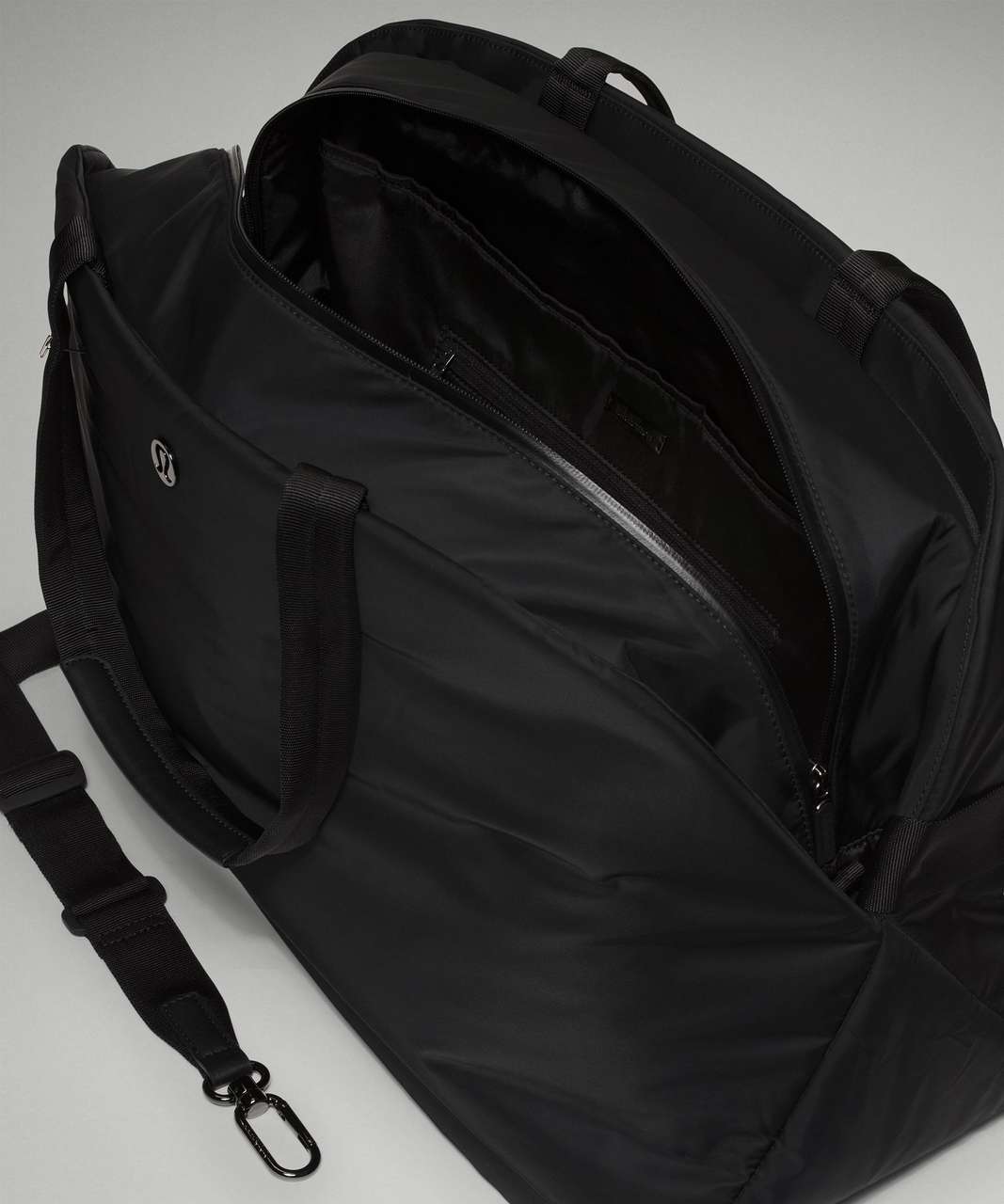 Lululemon Go Getter Padded Weekender Bag 34L - Black - lulu fanatics