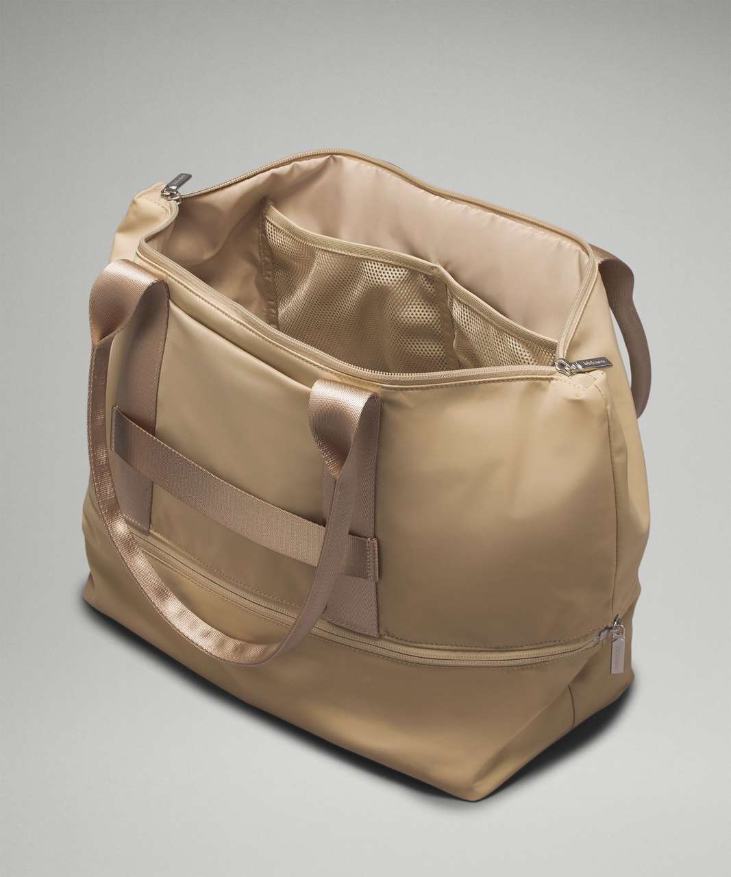 City Adventurer Tote Bag 27L, Women's Bags,Purses,Wallets