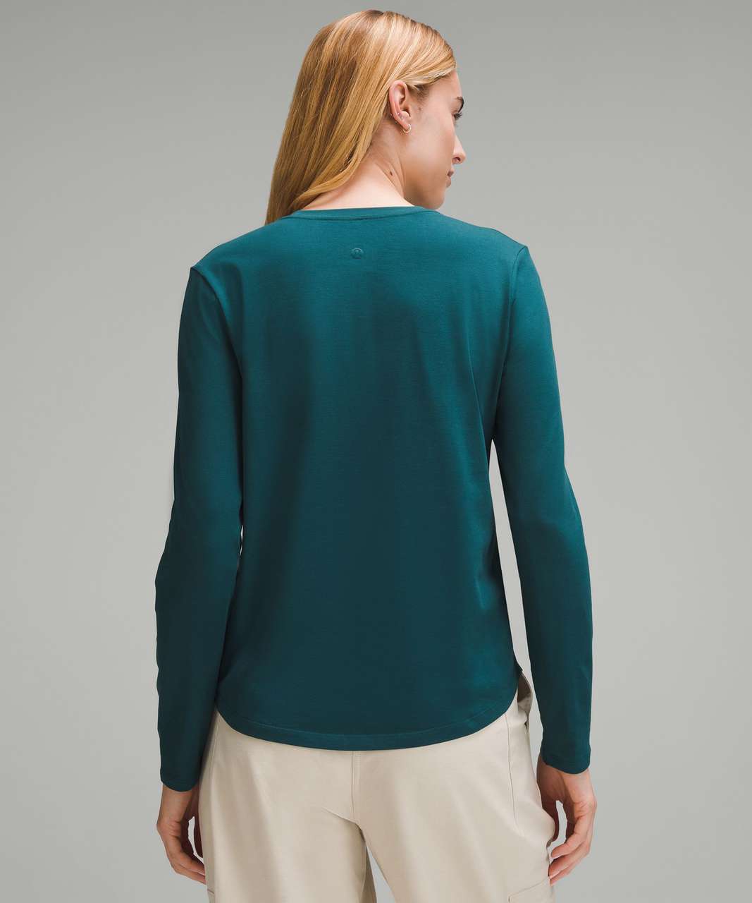 Lululemon EUC Long Sleeve Shirt in Teal Size M - $56 - From TheSouthern