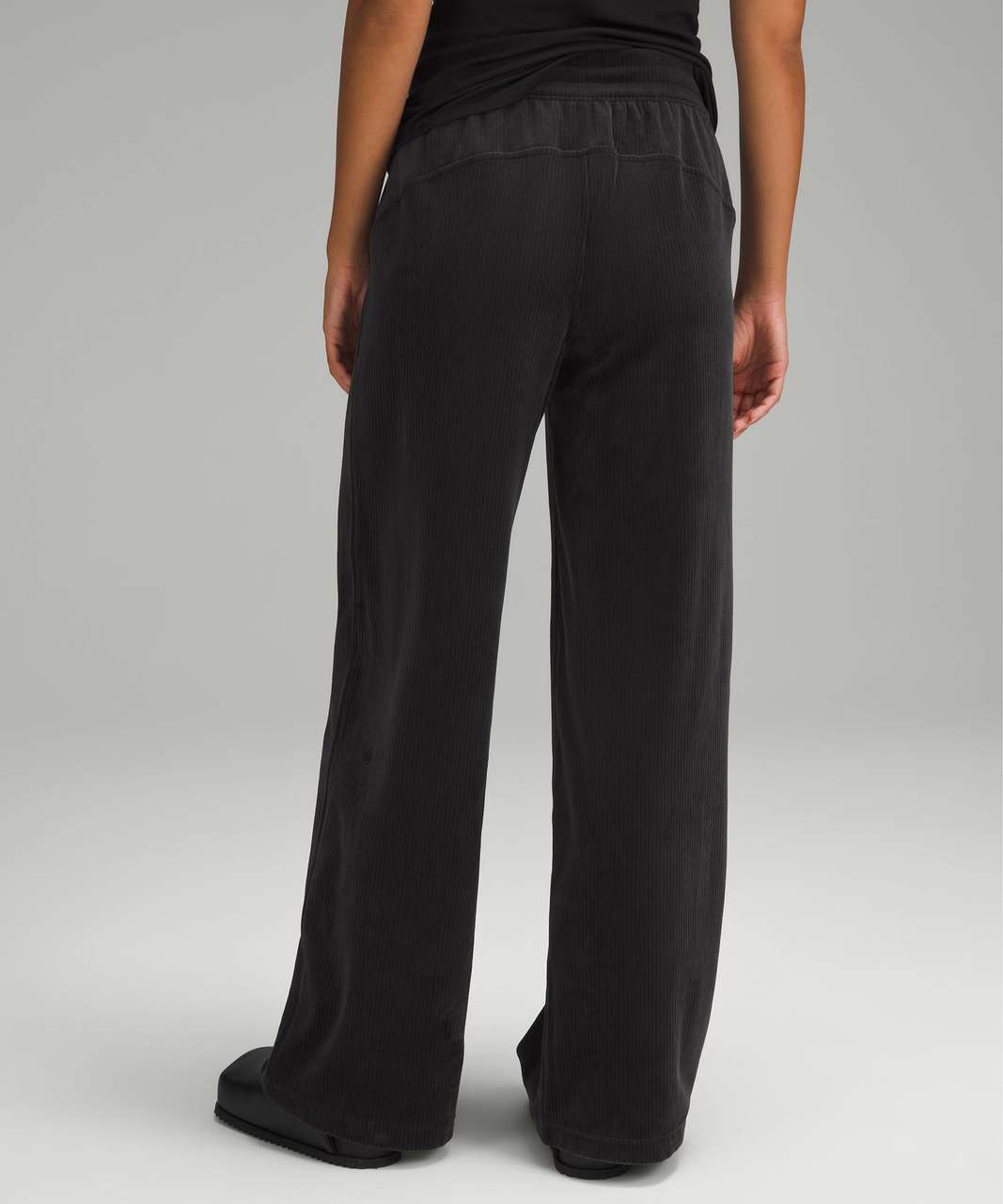 Lululemon Scuba Mid-Rise Wide-Leg Pant *Velvet Cord - Black