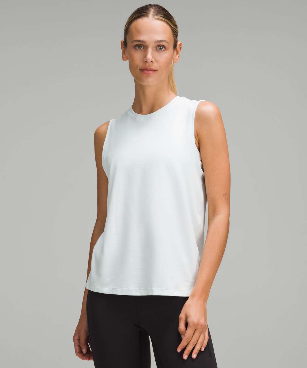 Lululemon License to Train Classic-Fit Tank Top - Heathered Sheer Blue