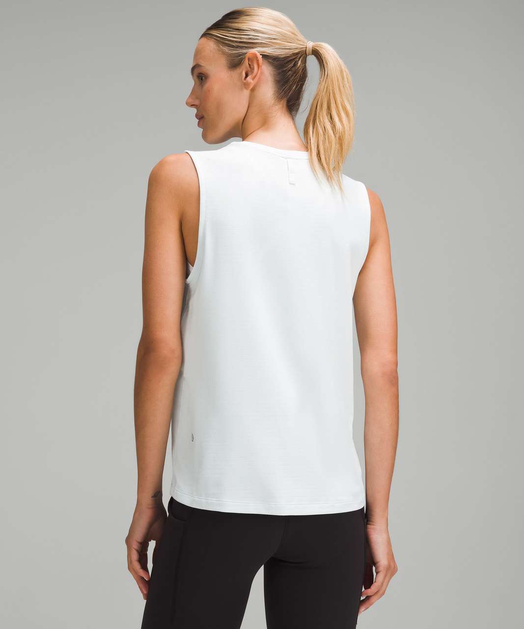 Lululemon License to Train Classic-Fit Tank Top - Heathered Sheer Blue