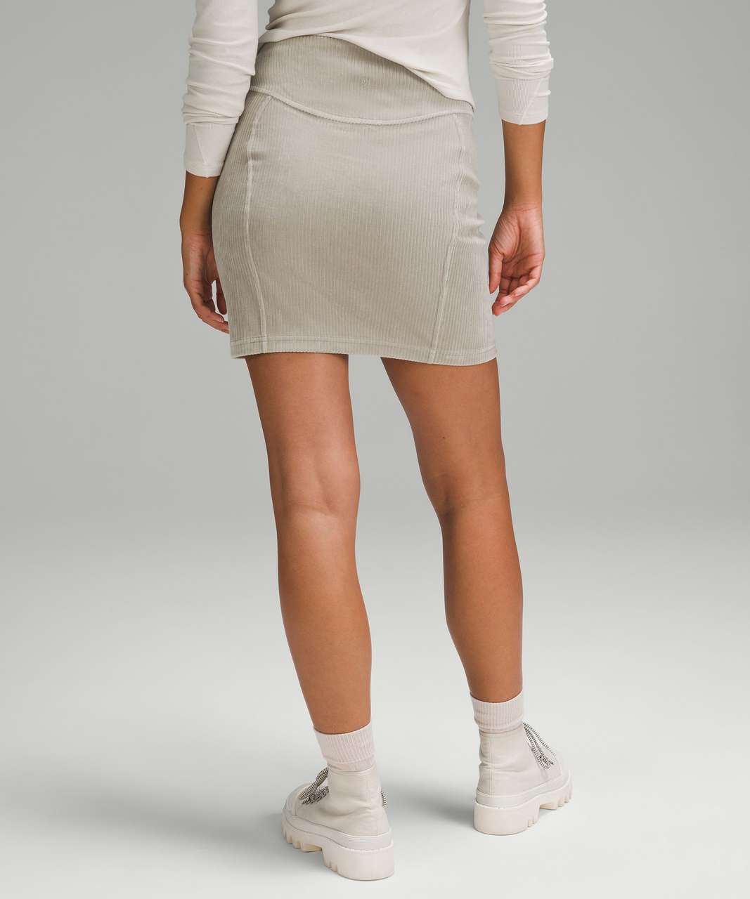 Lululemon Scuba Mid-Rise Mini Skirt *Velvet Cord - Riverstone