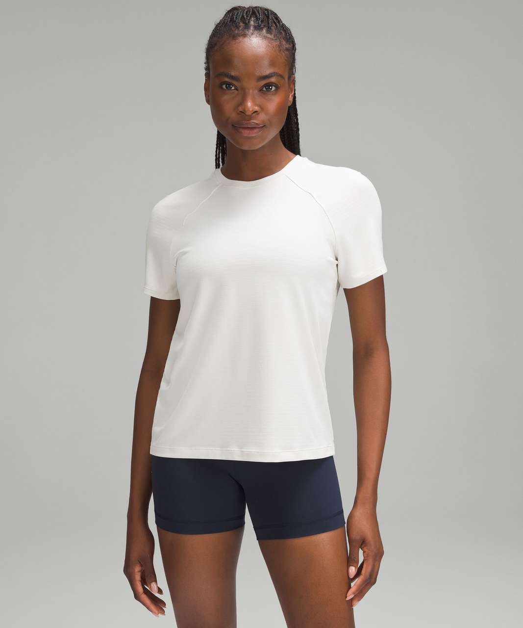 Lululemon License to Train Classic-Fit T-Shirt - Heathered Bone - lulu  fanatics