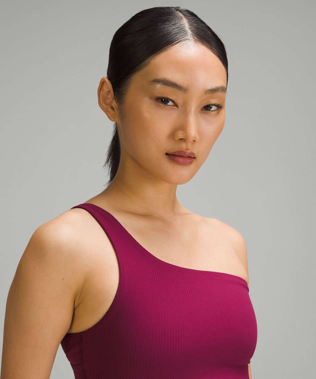 The obsession is still real. Ribbed Nulu Asymmetrical Yoga Bra (6
