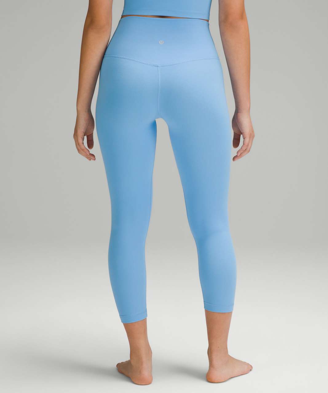 my new favorite lululemon color ❄️💙🦋🌀 #aeroblue #lululemonaeroblue