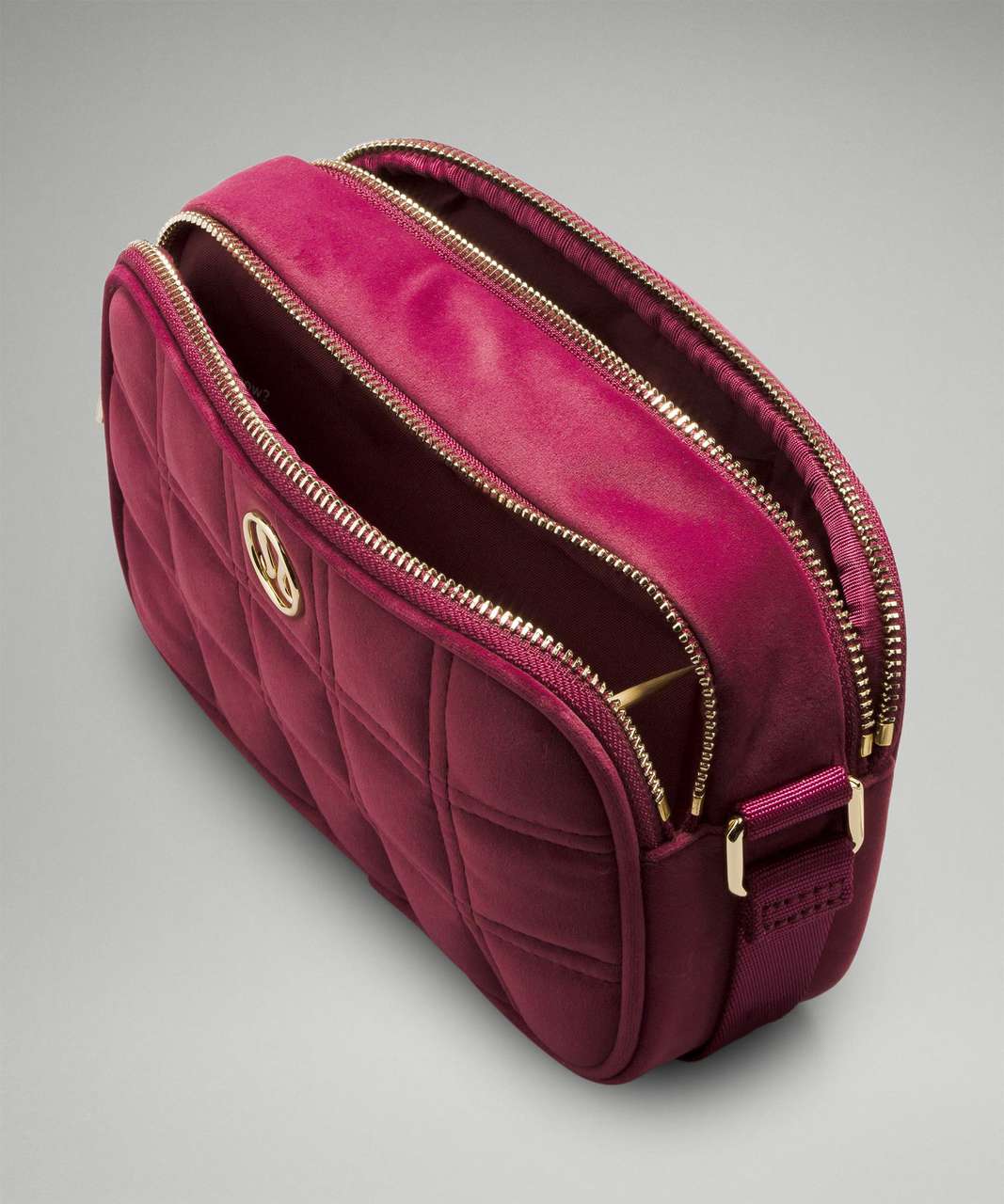 Lululemon Crossbody Camera Bag 2L *Quilted Velour - Wine Berry