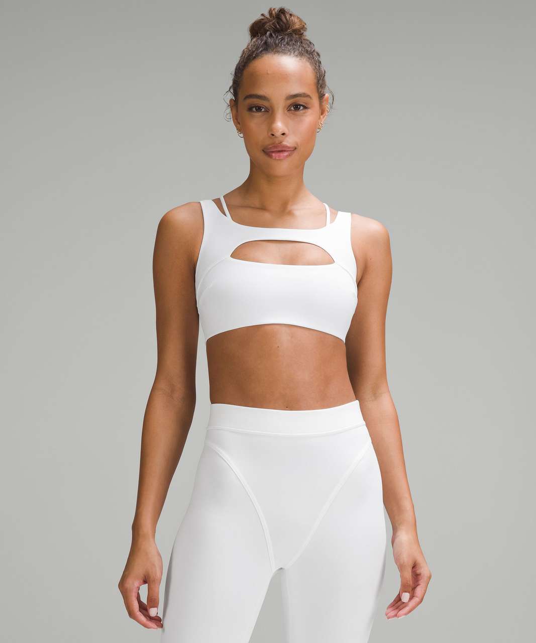 Lululemon Strong Front Bra *Medium Support, B/C Cups - White - lulu fanatics