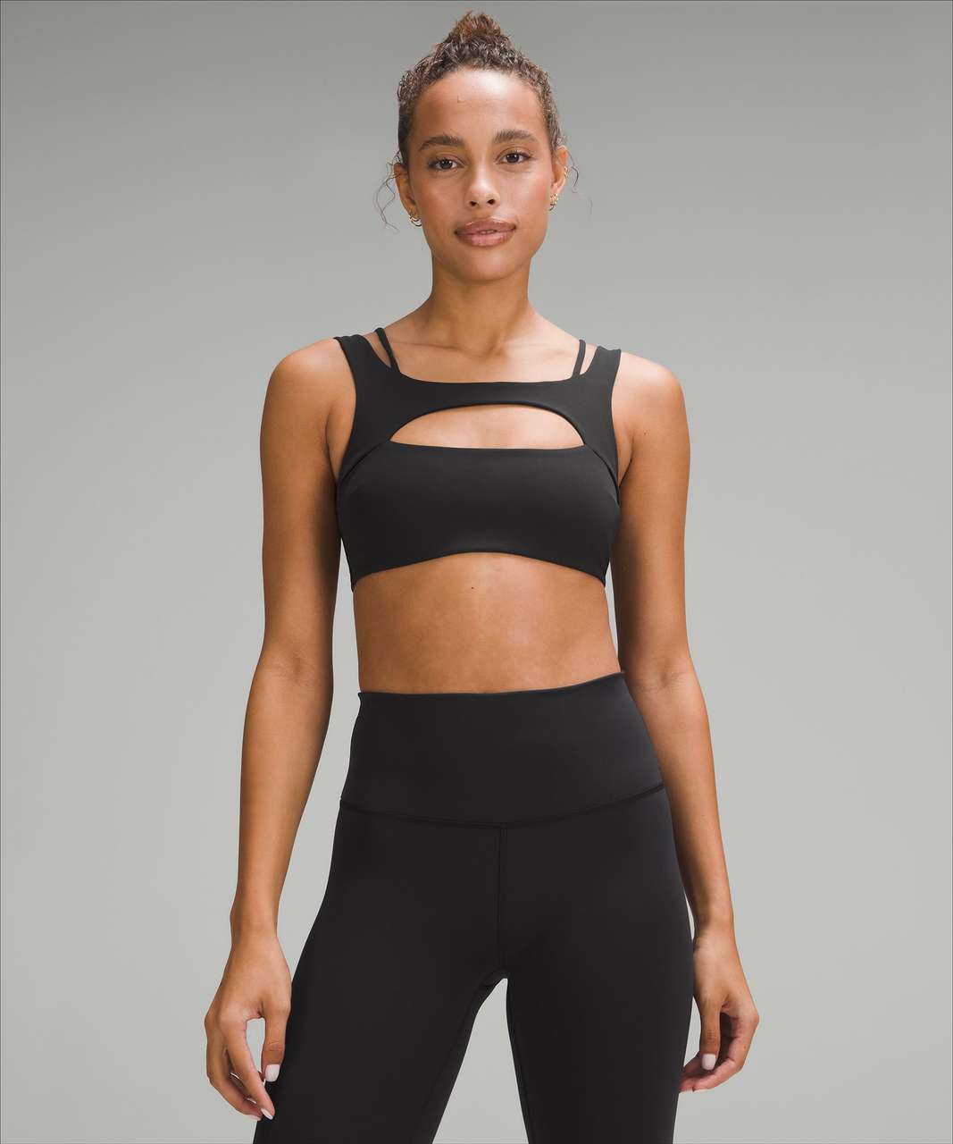 Quick Dry Strappy Sports Bra In BLACK