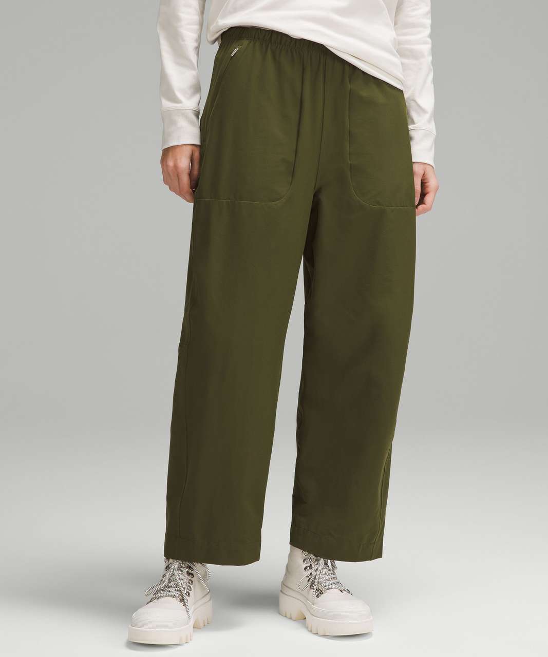 Lululemon Lightweight Mid-Rise Barrel-Leg Cropped Pant - Ether Green