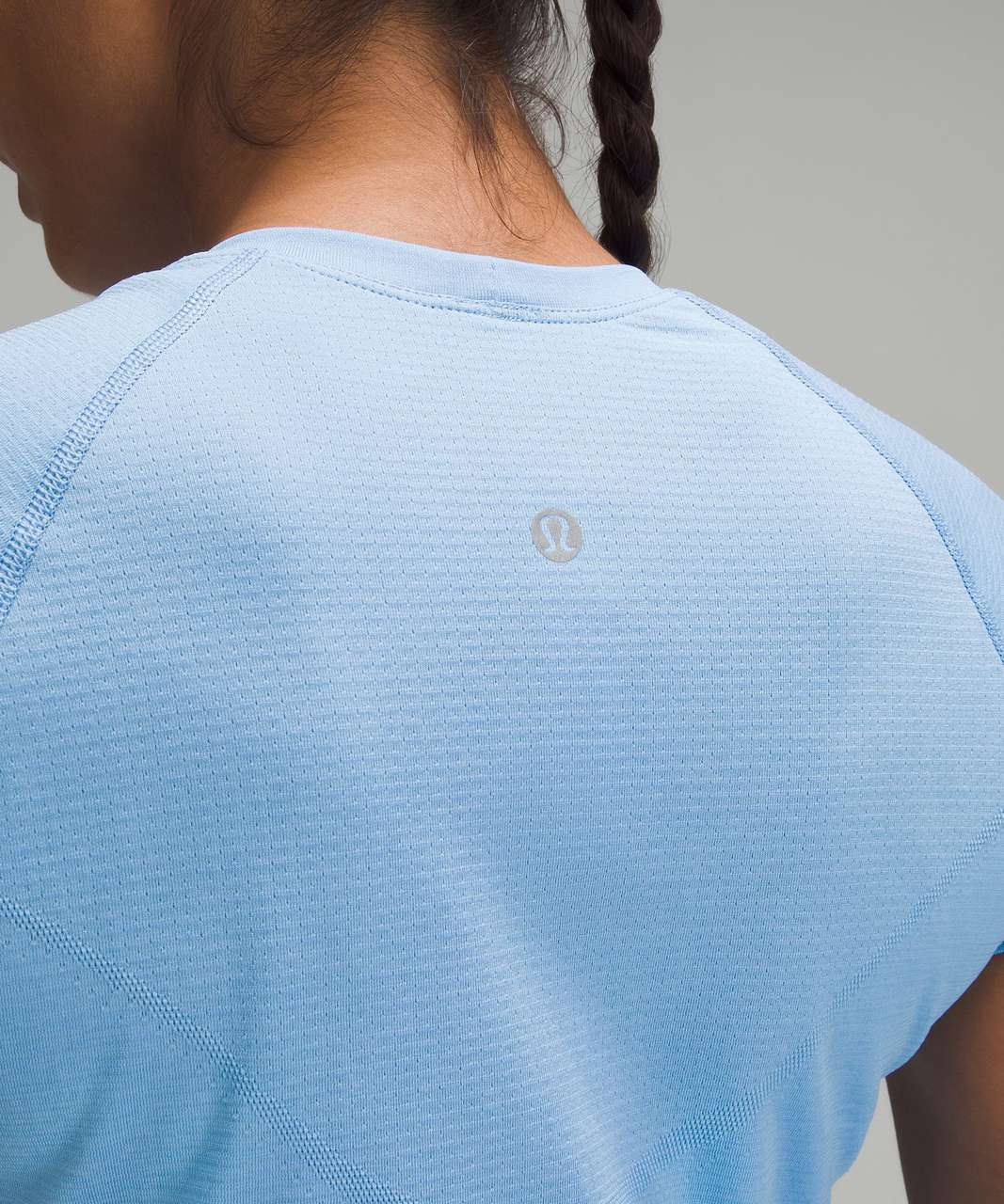 Lululemon Swiftly Tech Cropped Short-Sleeve Shirt 2.0 - Aero Blue / Aero Blue