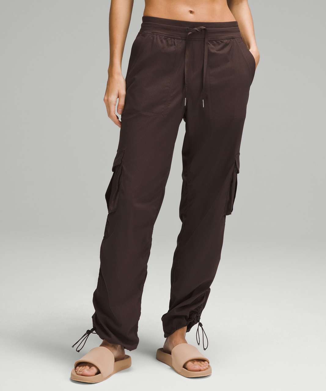 Dance Studio Relaxed-Fit Mid-Rise Cargo Pant