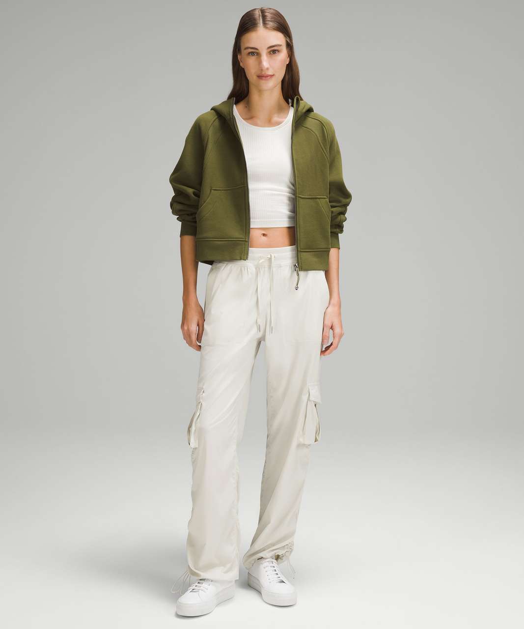 Dance Studio Relaxed-Fit Mid-Rise Cargo Pant