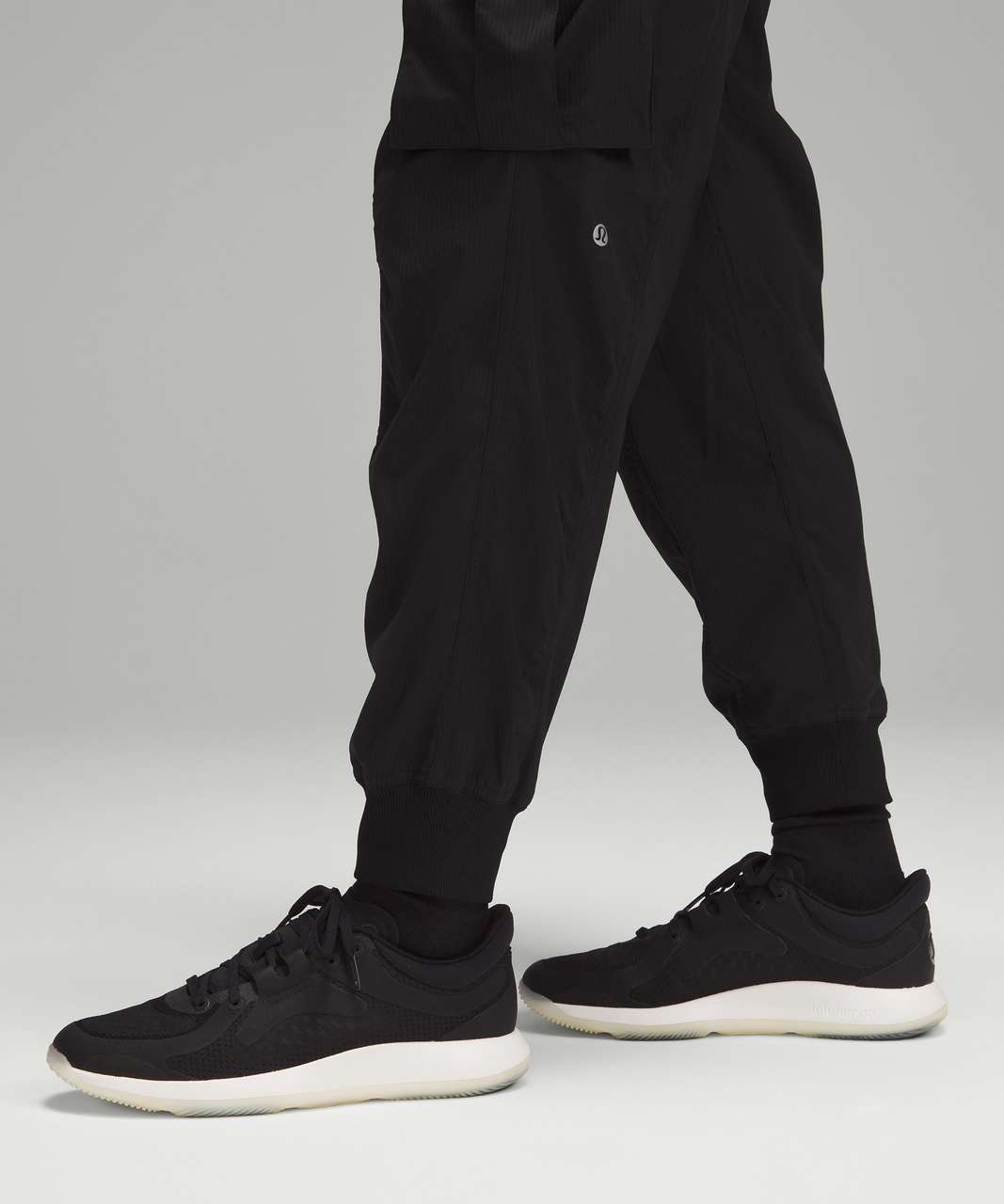 Lululemon Relaxed Mid-Rise Cargo Pant - Black - lulu fanatics