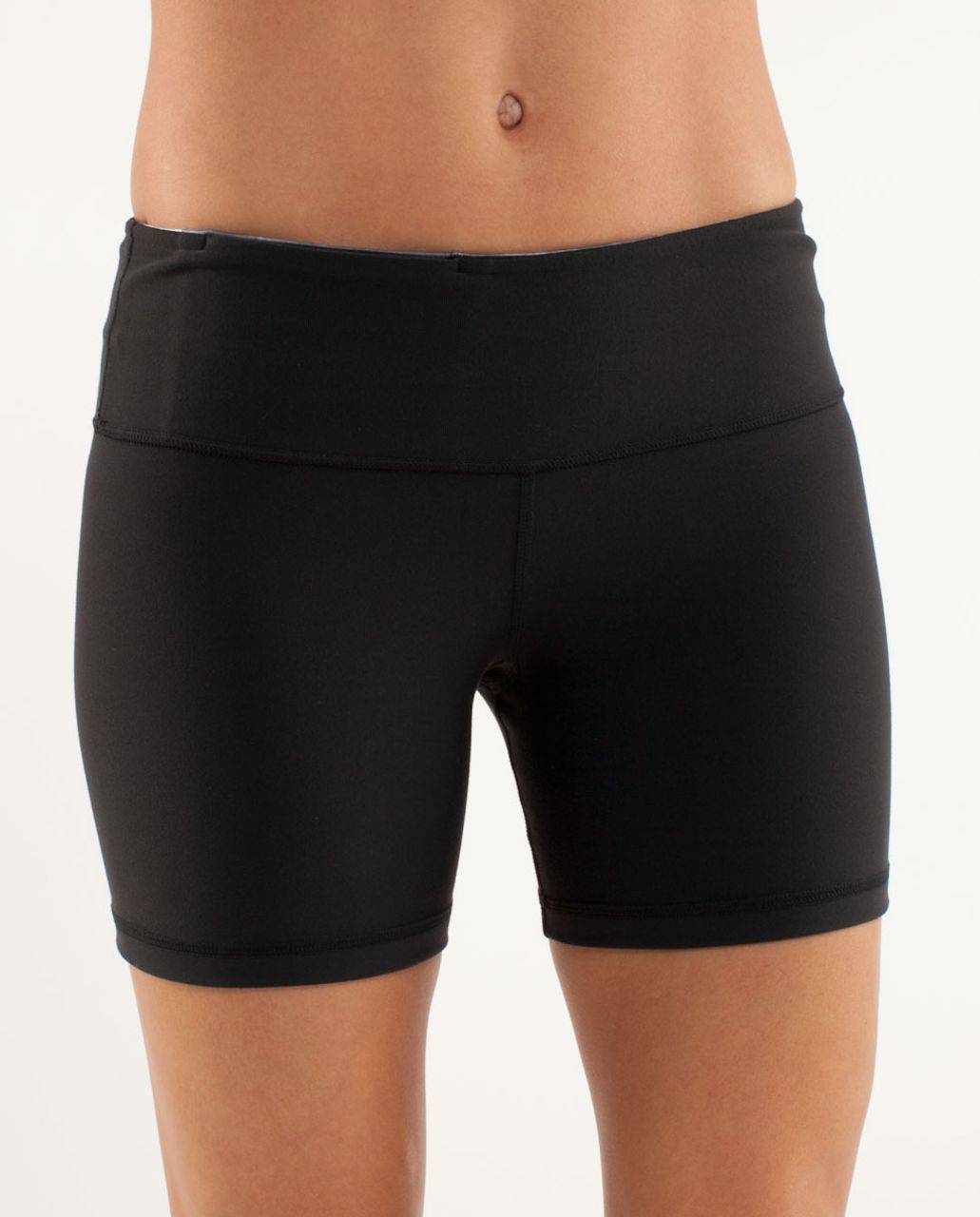 Lululemon Groove Short - Black /  White Coal Tinted Canvas Super